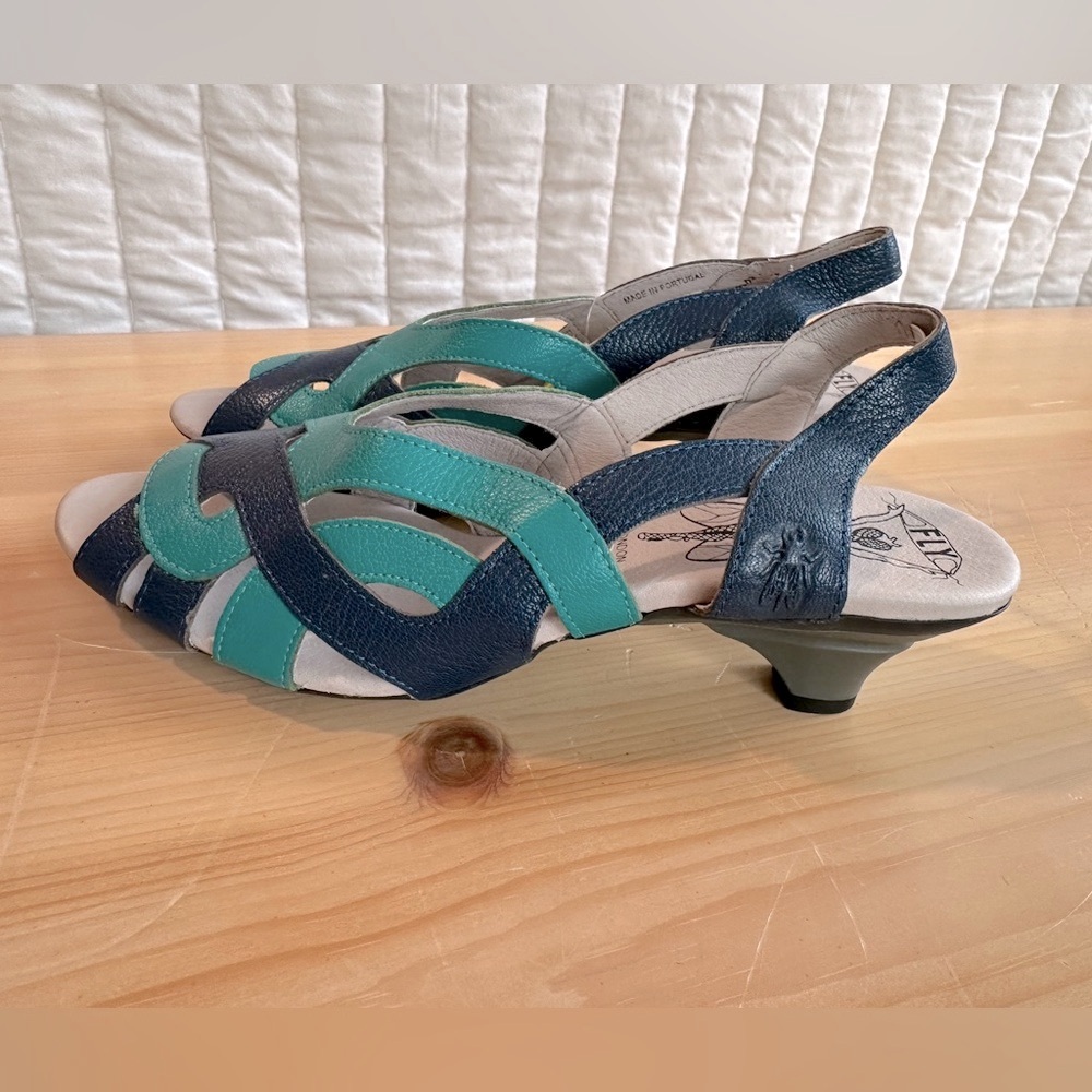Fly London Teal and Navy Leather Heels NWT Size 10/41